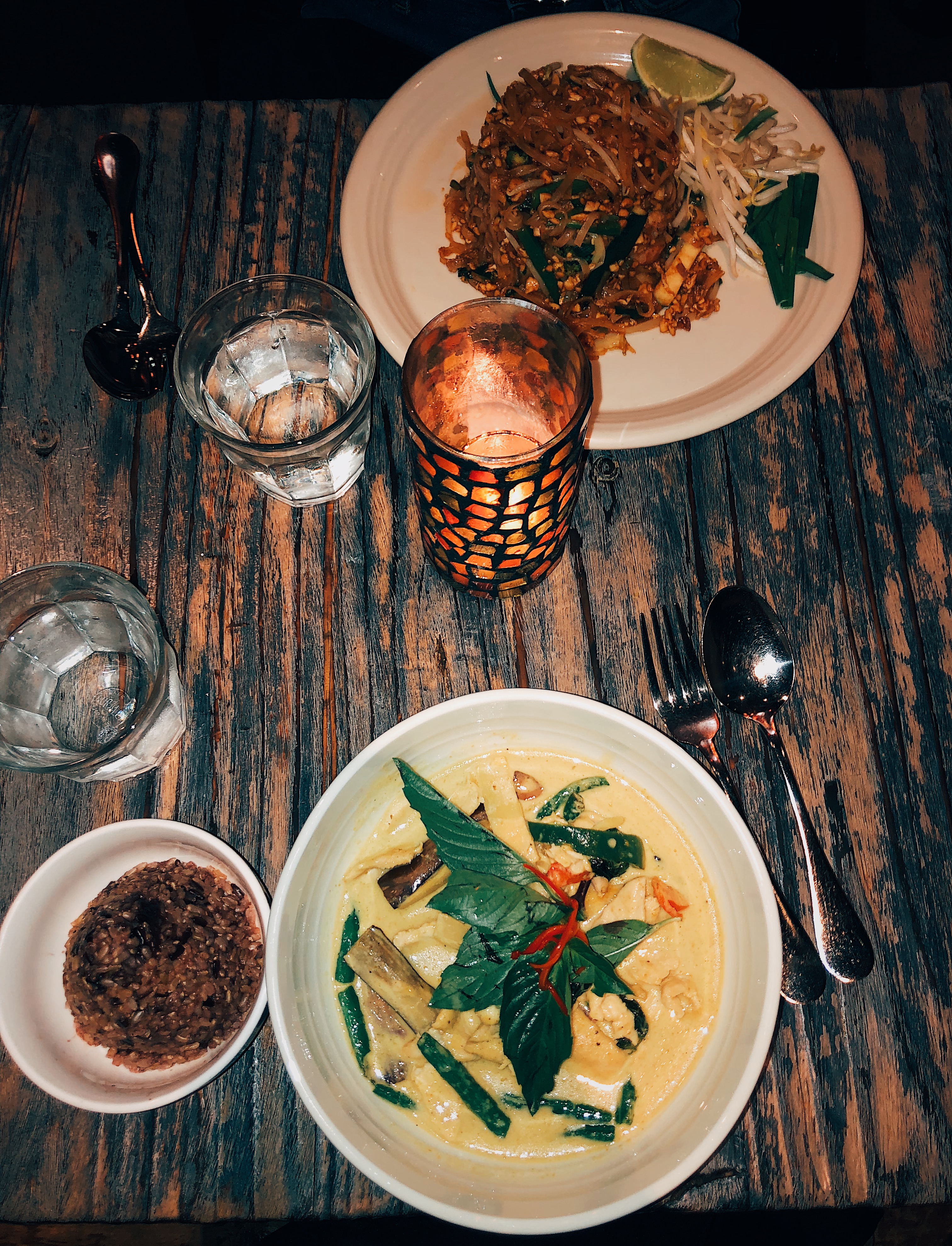 hummus salad bowl